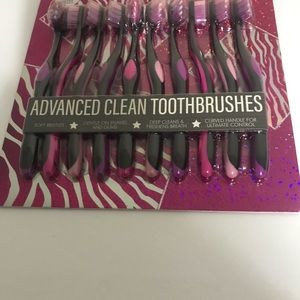 COPY - Tooth brushes brand Bebe  multiple brushes